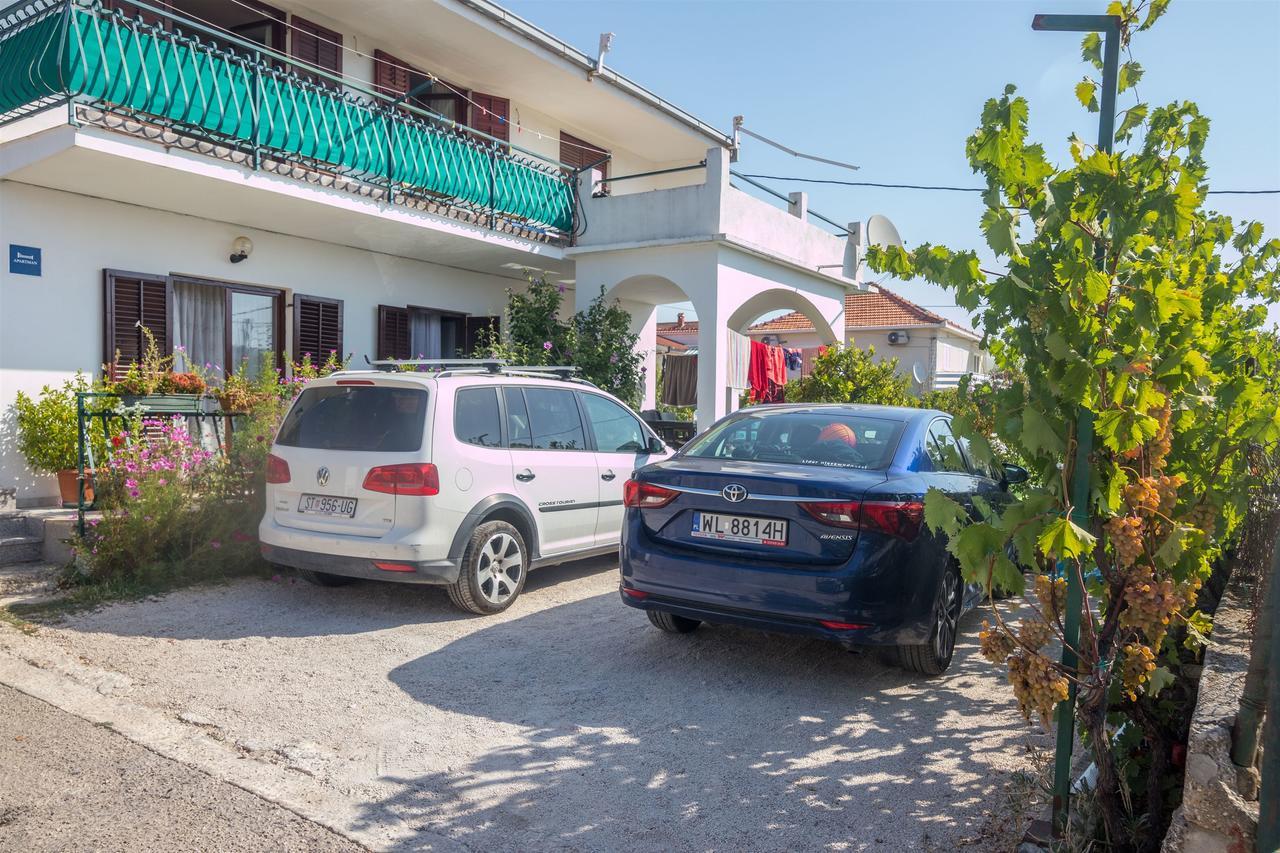 Apartment Vinka Trogir Luaran gambar