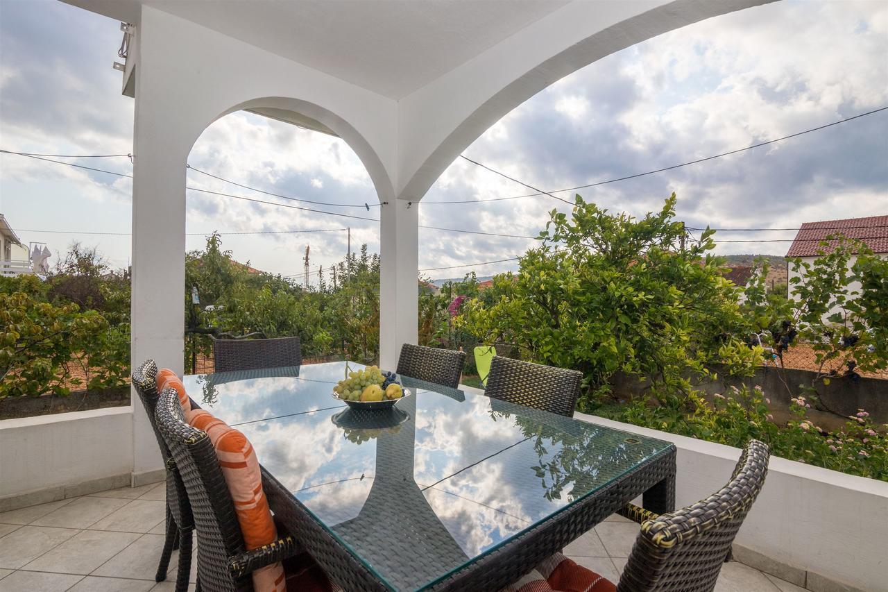 Apartment Vinka Trogir Luaran gambar