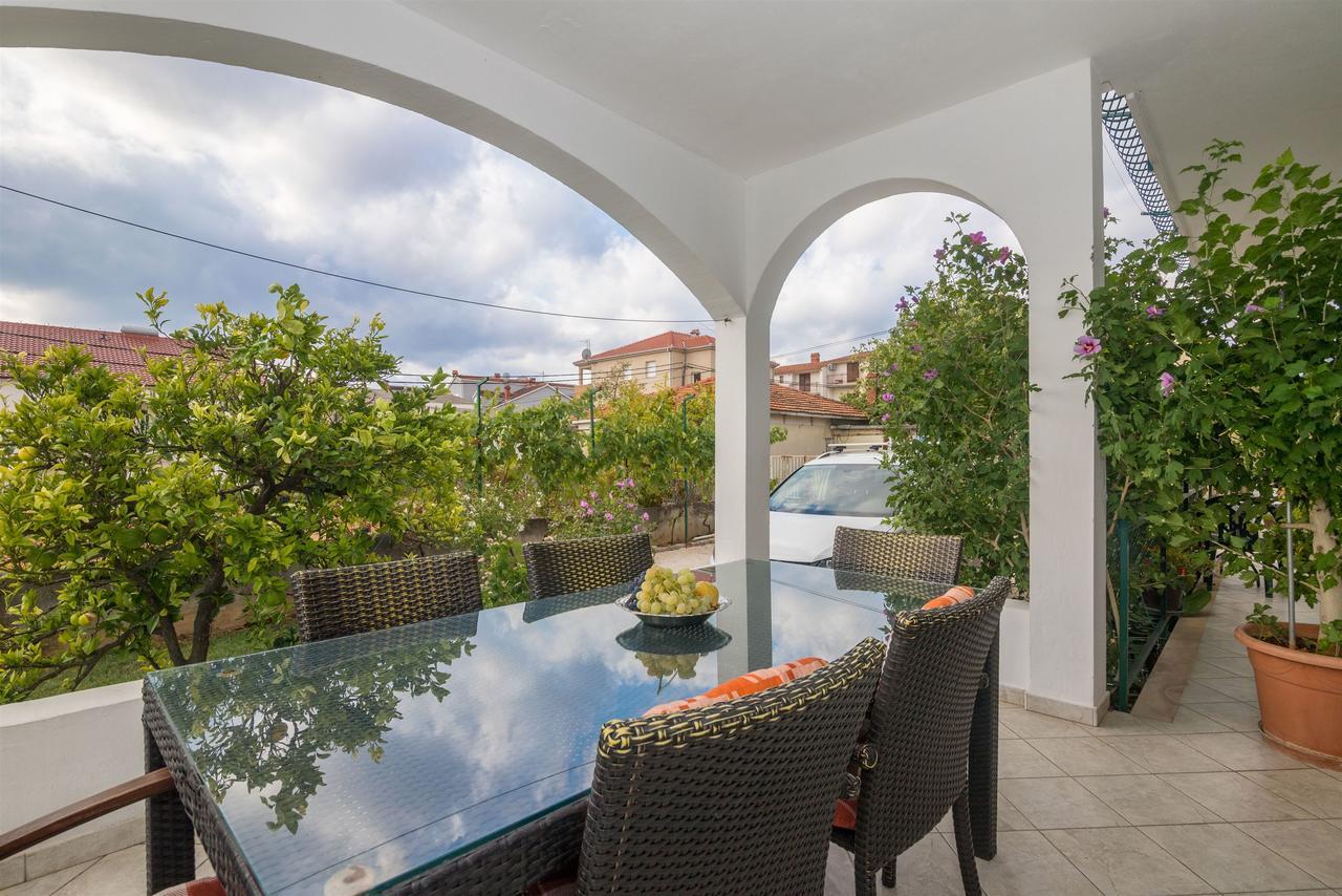 Apartment Vinka Trogir Luaran gambar